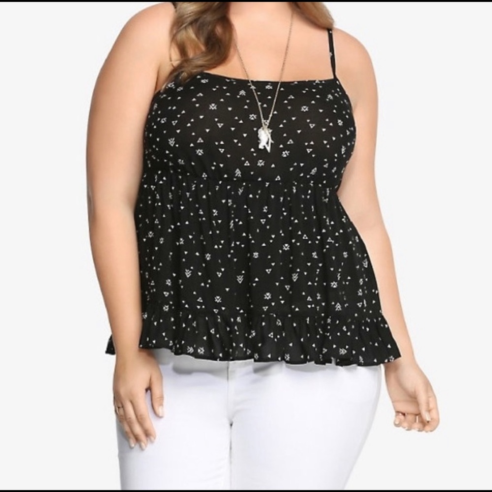 NWT Torrid Geometric Triangle Print Babydoll Tank